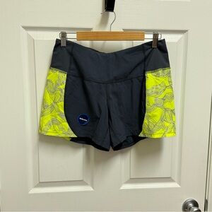 New Brooks Charcoal Reflective Running Shorts